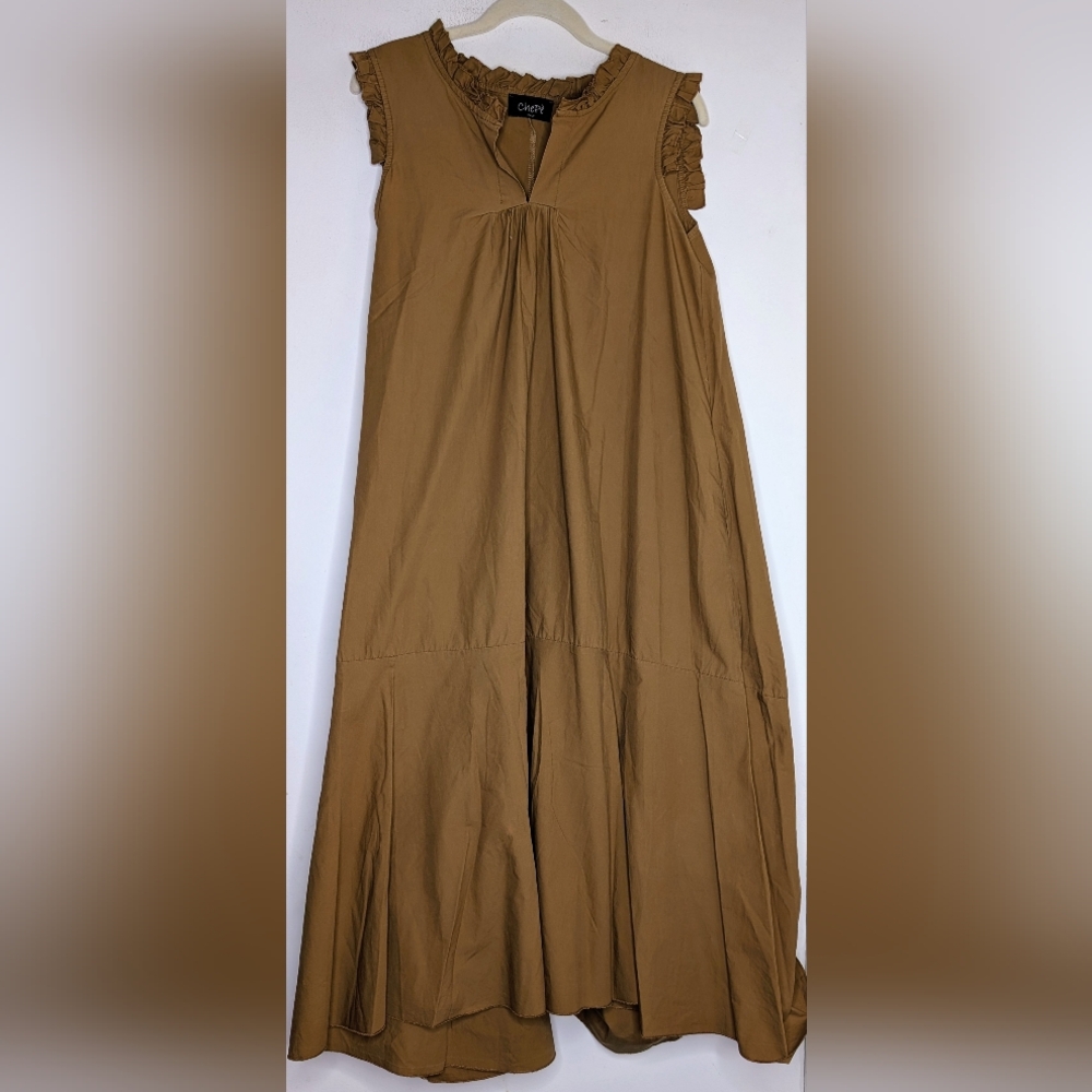 Chepe Italy • Sleeveless Ruffle Dress in Brown